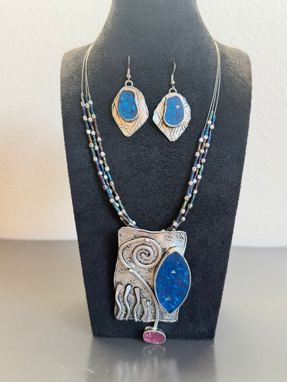 Artisan Statement Necklace Earring Set Silver Tone Blue Pink Stone Beaded Boho